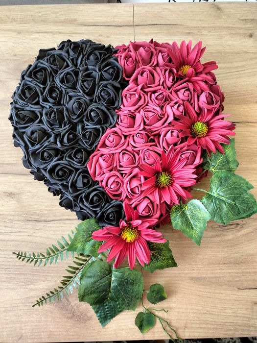 Kompozycja, Stroik serce na grób, cmentarz. Dzień babci, dzień dziadka