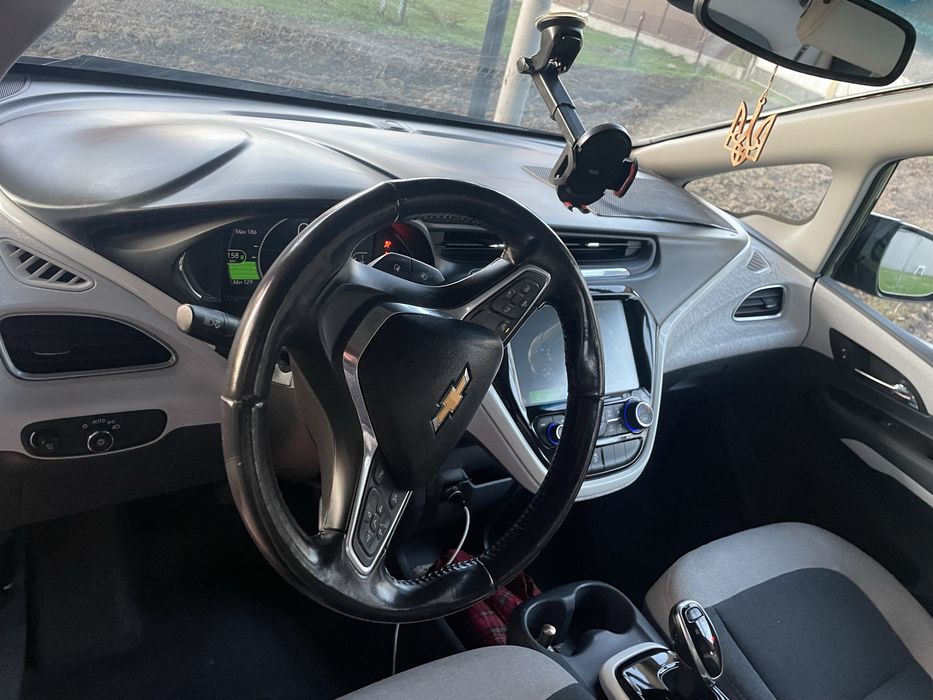 Продам авто chevrolet bolt
