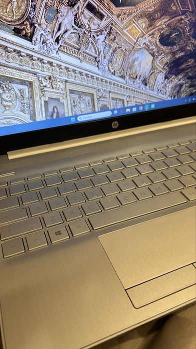 Portátil HP 15,6”