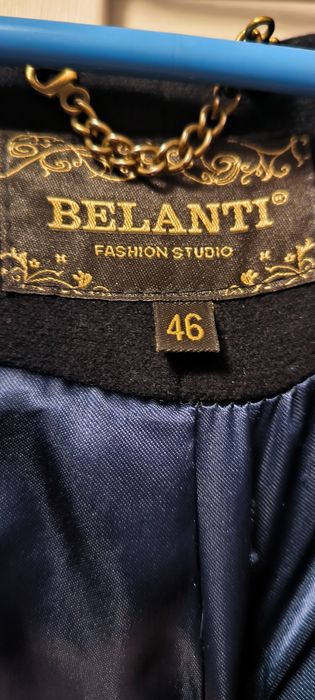 Стильне демісезонне пальто Belanti 
Розмір 46