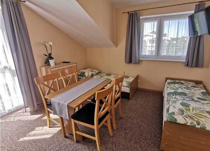 Pokoje gościnne Złota 18