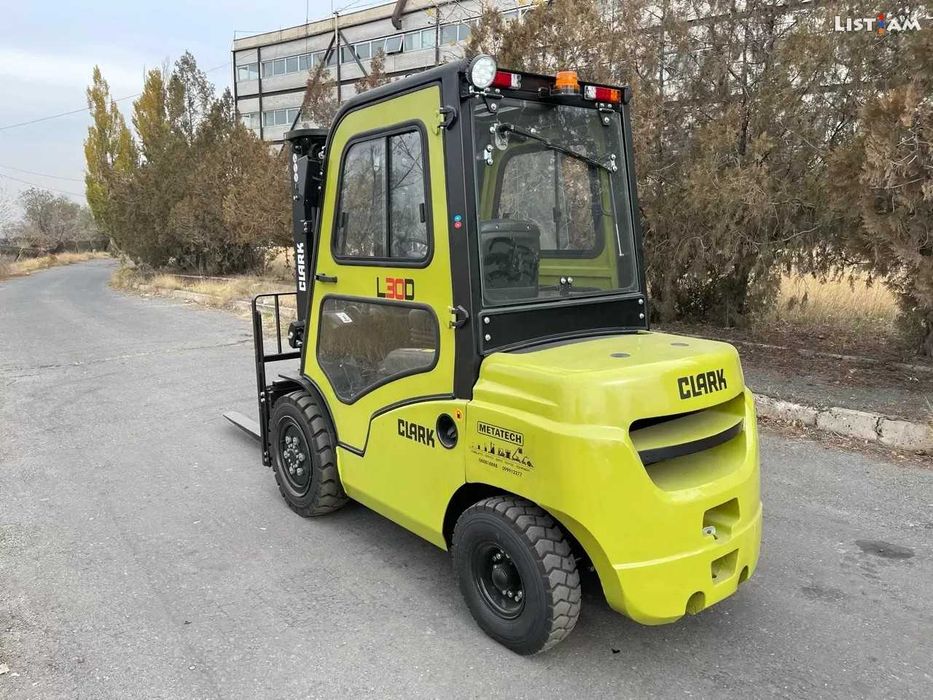 CLARK L 30D НОВИЙ Дизельний  навантажувач , кара , погрузчик