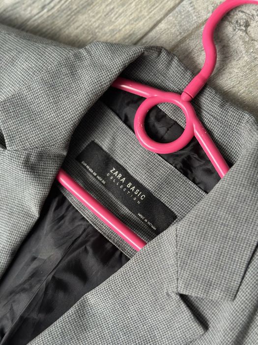 Сірий костюм двійка zara брюки піджак