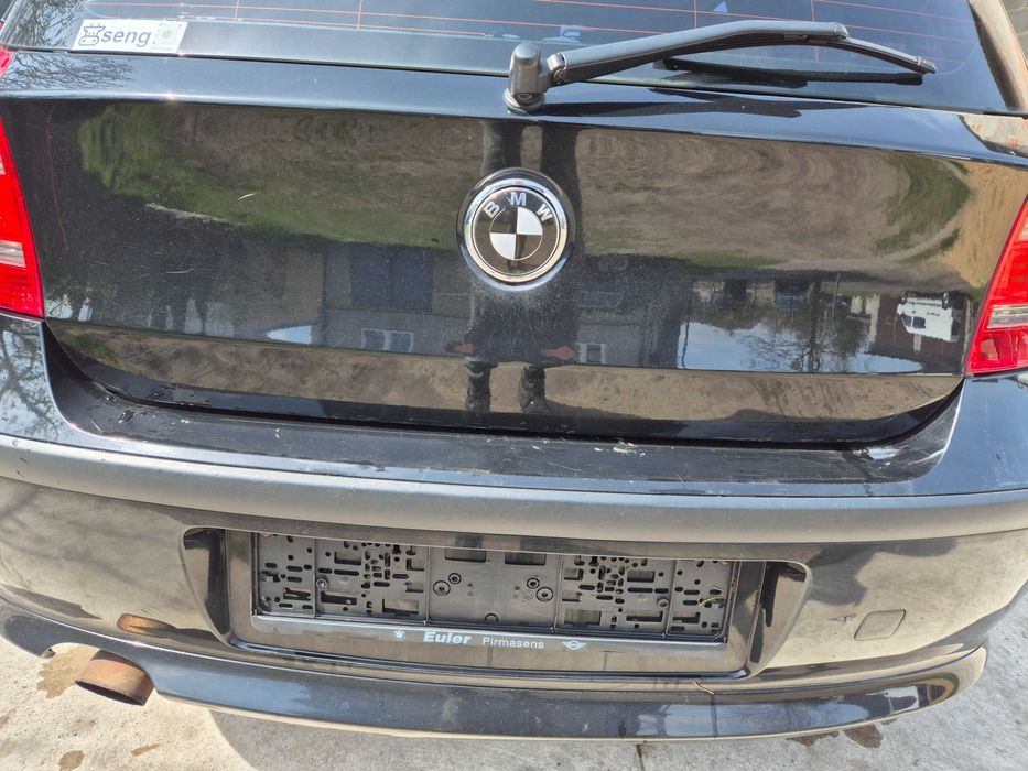 Klapa tył BMW e81 schwarc 668