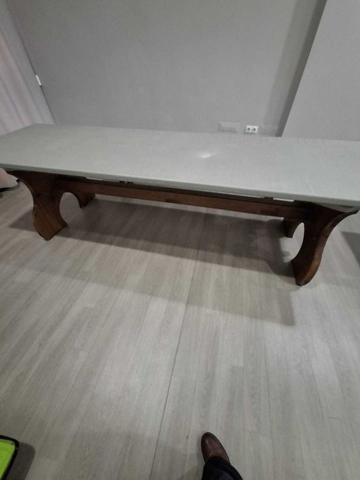 Mesas em madeira rústicas