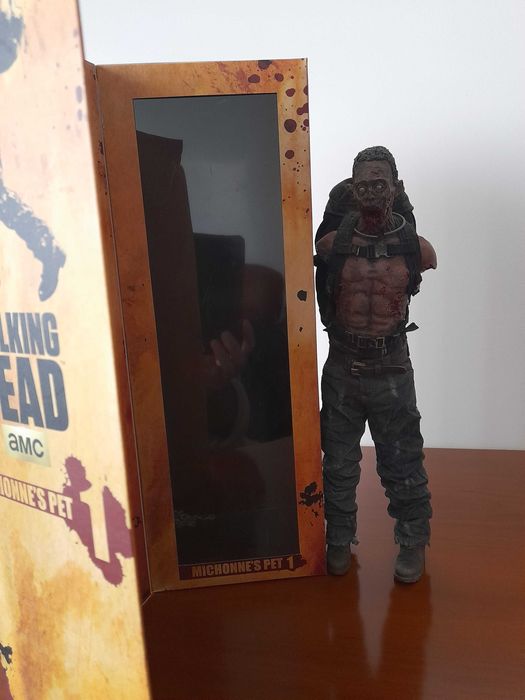 Figuras 1/6 The Walking Dead: Michonne's PET ZOMBIES pack