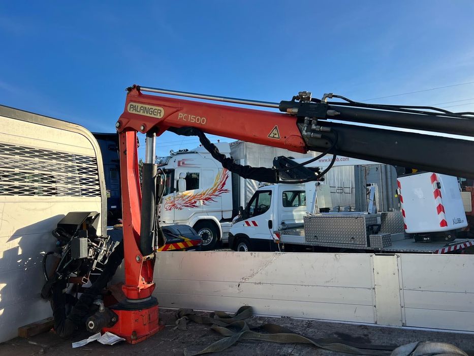 Renault Master Grua Palfinger