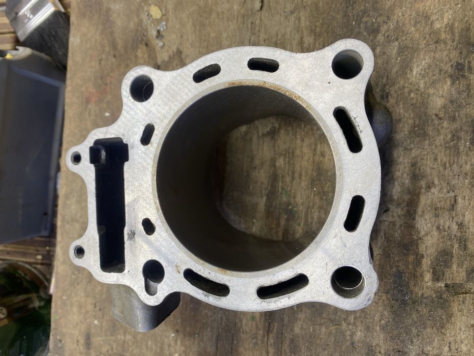 Циліндер гільзований Honda Crf 250