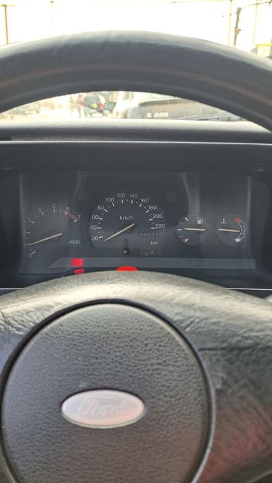 Продам Форд Ескорт