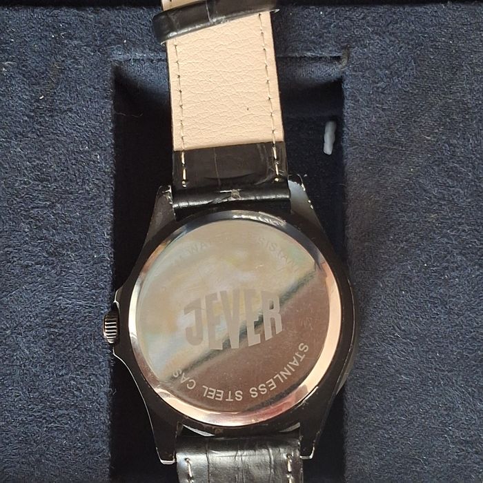 Продам годинник jever