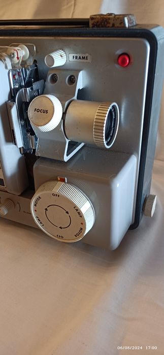 Máquina-CANON P8 para projectar filmes de 8mm