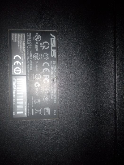 Ноутбук ASUS X550C