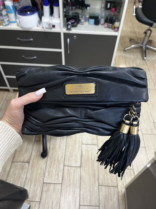 Продам стильный кожанный клатч