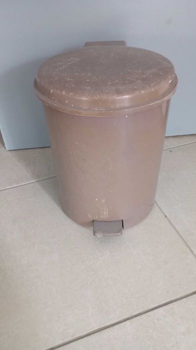 Balde do lixo com pedal