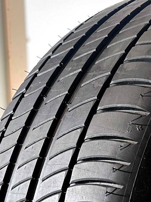 Pneus Michelin Primacy 3 - 235/55/17 - Como NOVOS