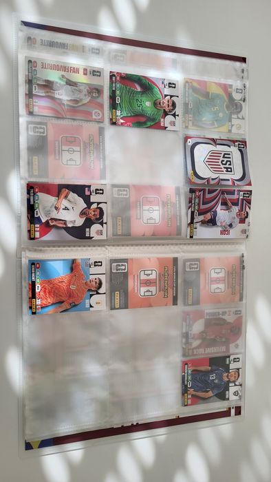 Mundial 2026 - Panini FIFA WORLD CUP 2026 Adrenalyn XL - Arquivador e cartas