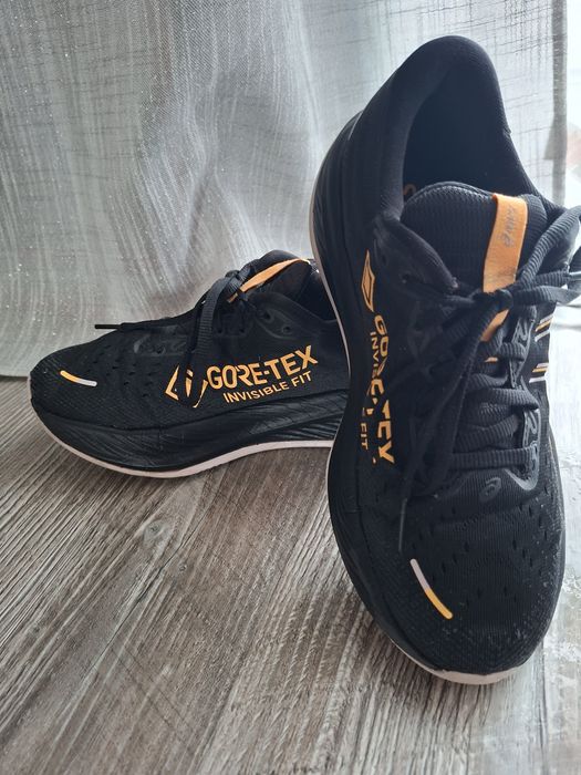 Buty do biegania Asics Gel Gore-Tex 39