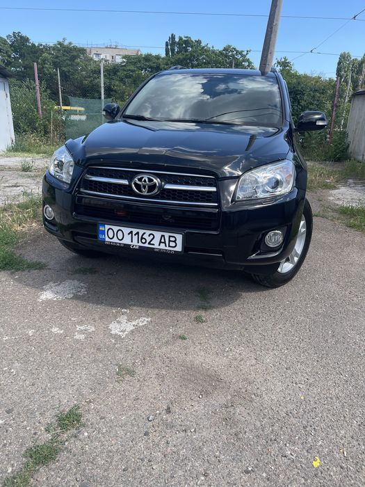 Продам Toyota RAV4