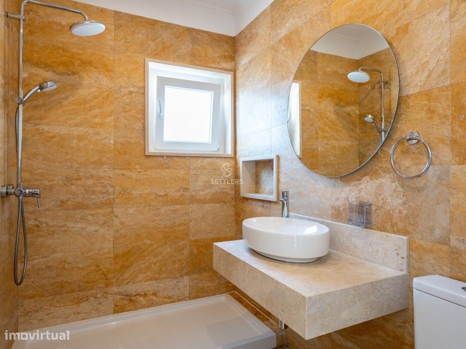 Apartamento T2 - Bairro do Rosário