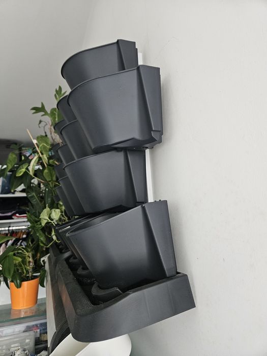 Ogród wertykalny stojący. Cascade Garden antracyt
