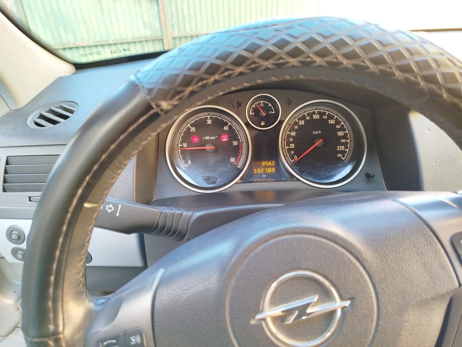 Opel Astra Caravan 1.7 CDTi