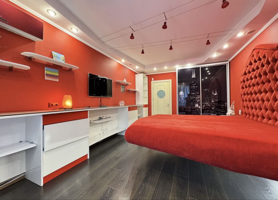 Гарна та якісна 3 кім. квартира в ЖК Ліко-Град, Виставковий, Іподром,