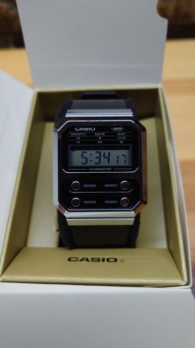 1) Годинник Casio G-SHOCK Classic GBM-2100-1AER