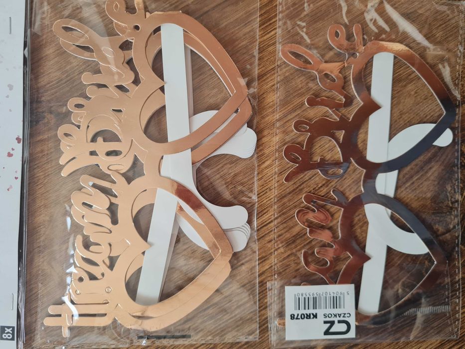 Wieczór panieński przypinki, dekoracje