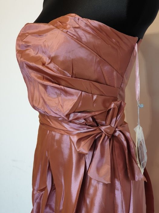 168 Nowa Sukienka Haga r.42