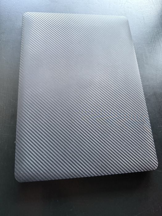 Macbook pro z 2017 model 4,2 13,3 cala