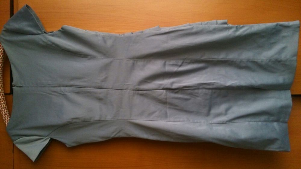 Сукня , платье футляр