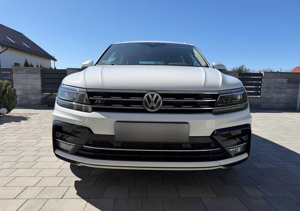 Продаю Volkswagen Tiguan 2.0 TSI 2017