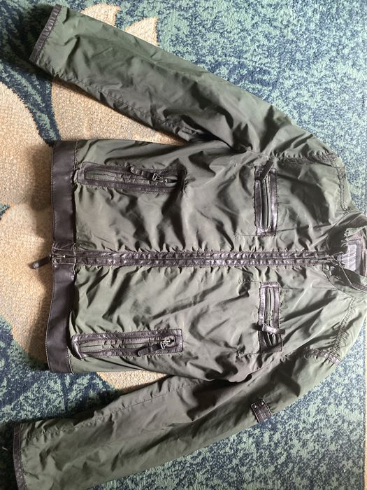 Продаю куртка фирмы Rene lezard