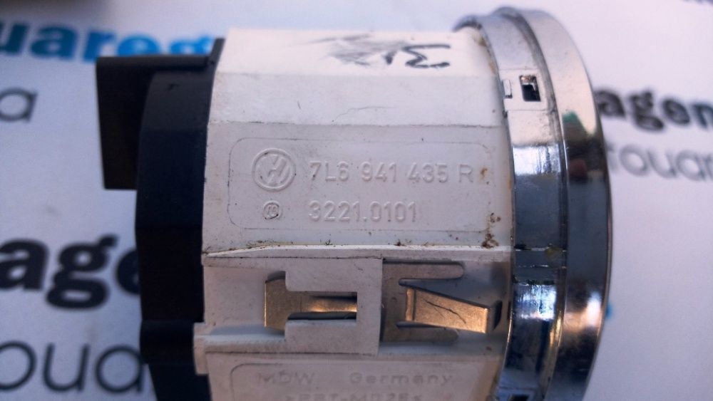 Кнопка блокировки дифференциала Volkswagen Touareg 2003-2009
