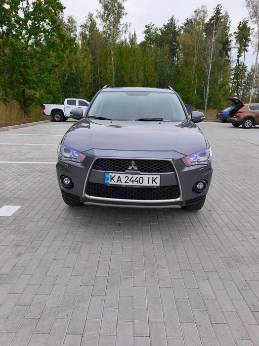 Mitsubishi Outlander 2010