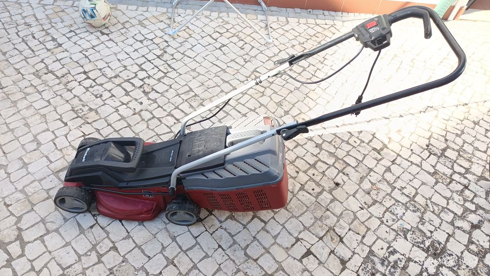 Máquina de cortar relva Einhell