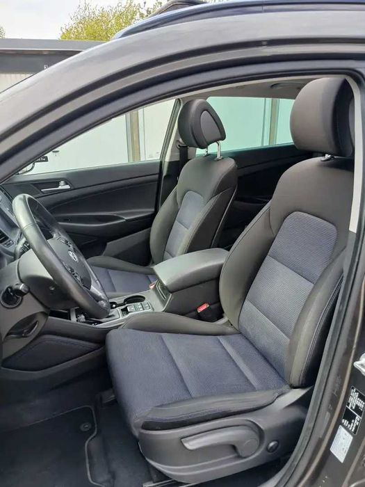 Hyundai TUCSON 1.7 дизель 2017р