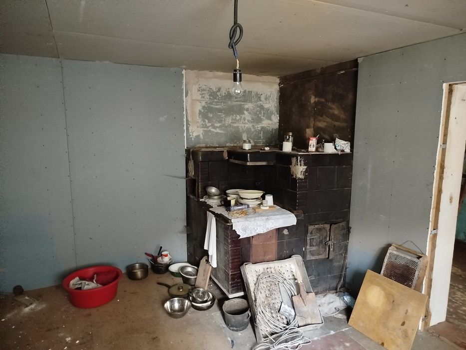 Будинок з ділянкою