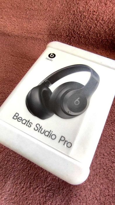 Beats Studio Pro