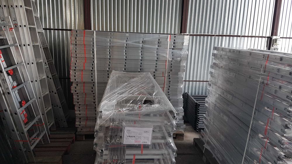 Rusztowanie aluminiowe jezdne FARAONE AK400 z opcją na schody w.r. 5 m