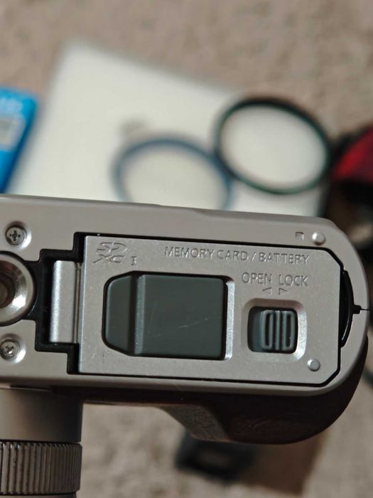 Lumix LX100 + bogaty zestaw || bardzo dobry stan