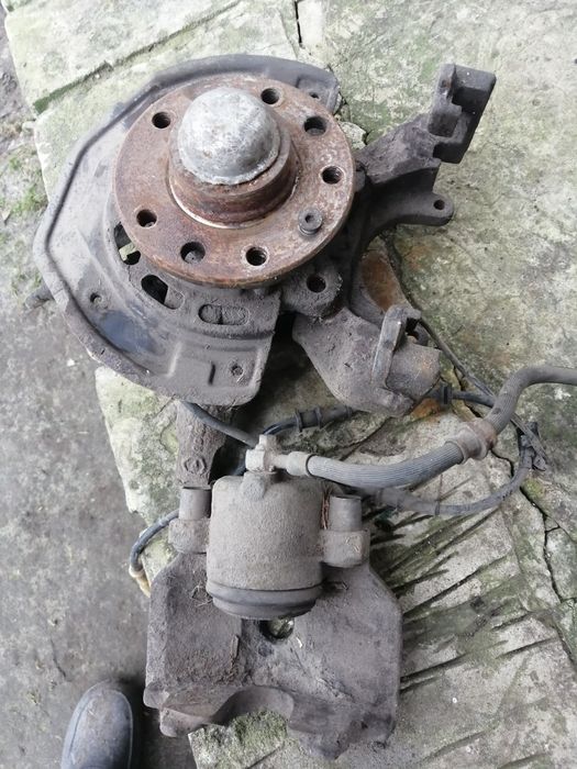 Продам ступицю Опель вектра б