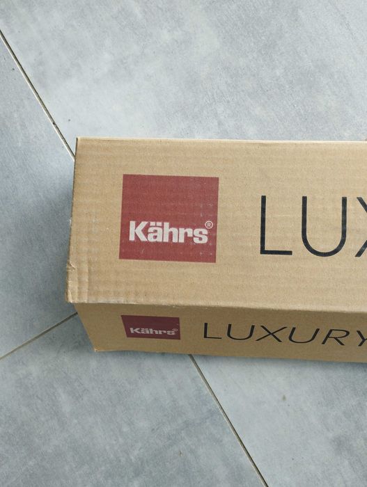 Продам виниловую плитку