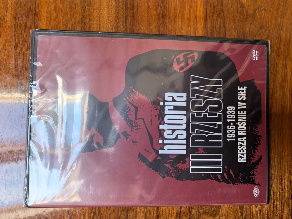 Historia III Rzeszy 4x DVD (folia) + DVD Sekretarka Hitlera gratis!