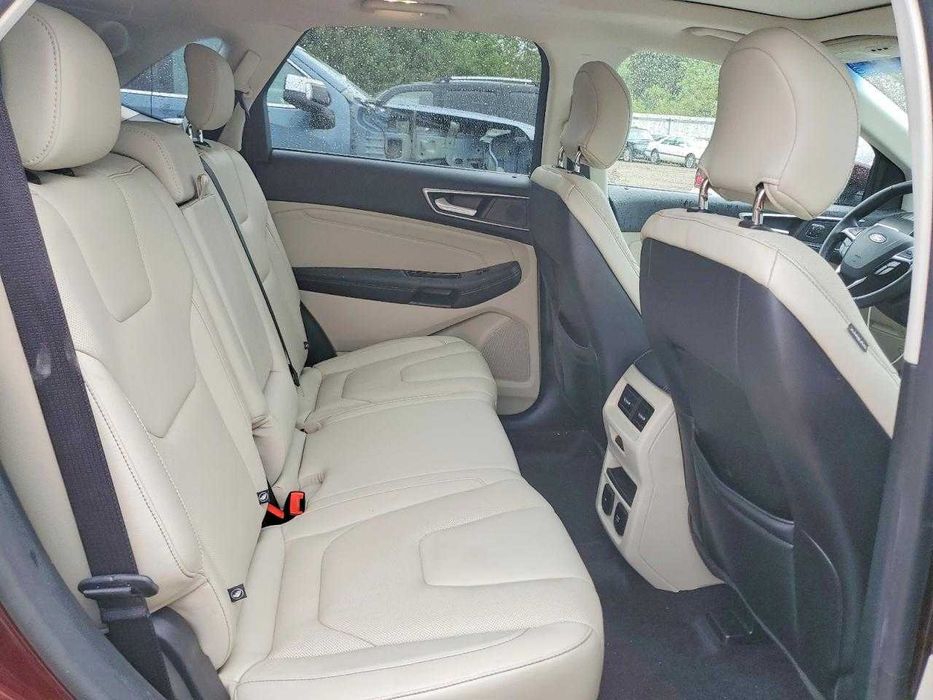 2019 Ford Edge Titanium /