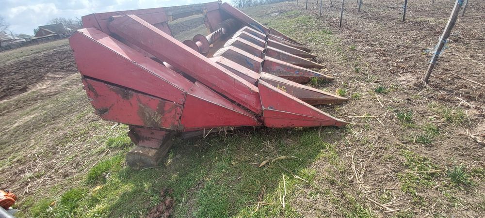 Кукурудзяна жатка орош 6 рядна з подрібнювачем