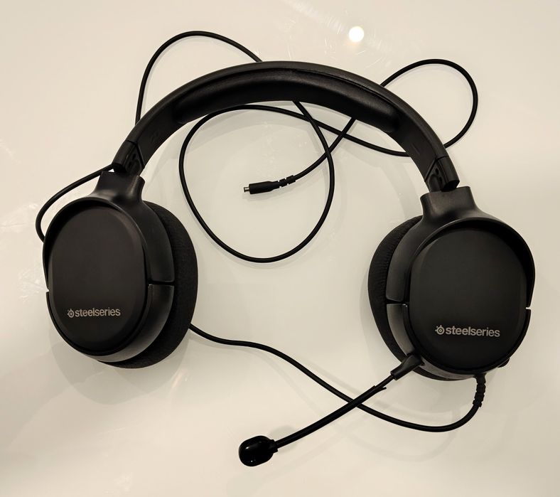 Навушники SteelSeries Arctis 1, під ремонт (поламаний штекер)
