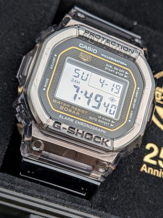 Casio G-Shock DW-5025D 25th Anniversary