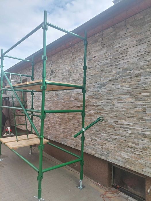 Rusztowania choinkowe klinowe 100 komplet cena brutto