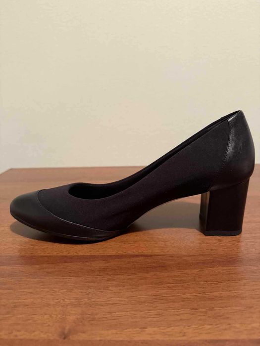 Туфлі Salvatore Ferragamo, оригінал Італія, розмір 39, шкіра+текстиль